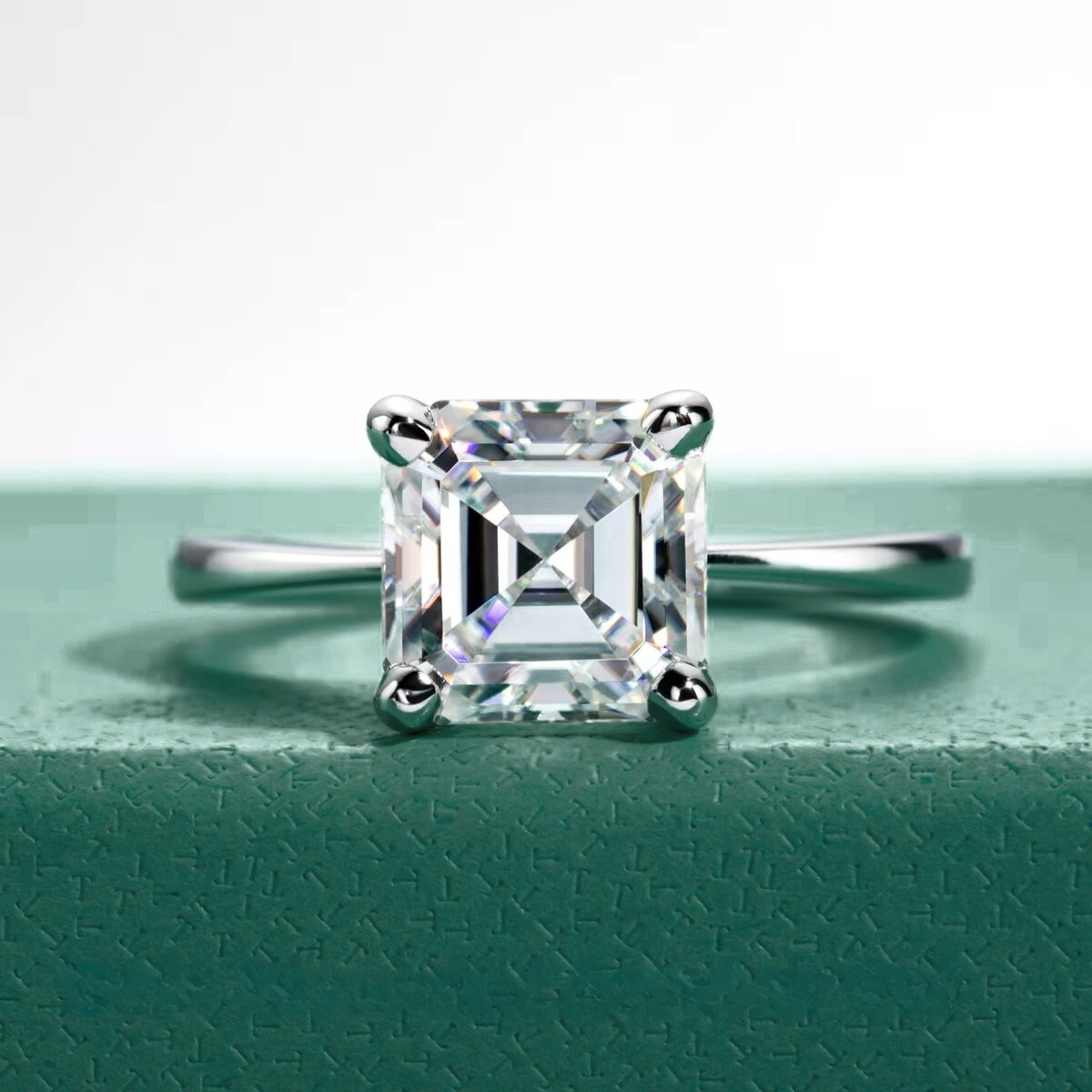 Anel Solitário Asscher Moissanite