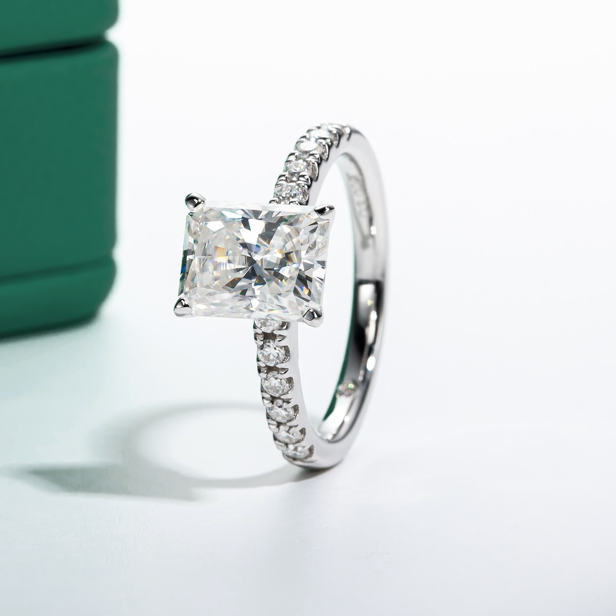 Anel Promise Radiante Moissanite Anel Solitário