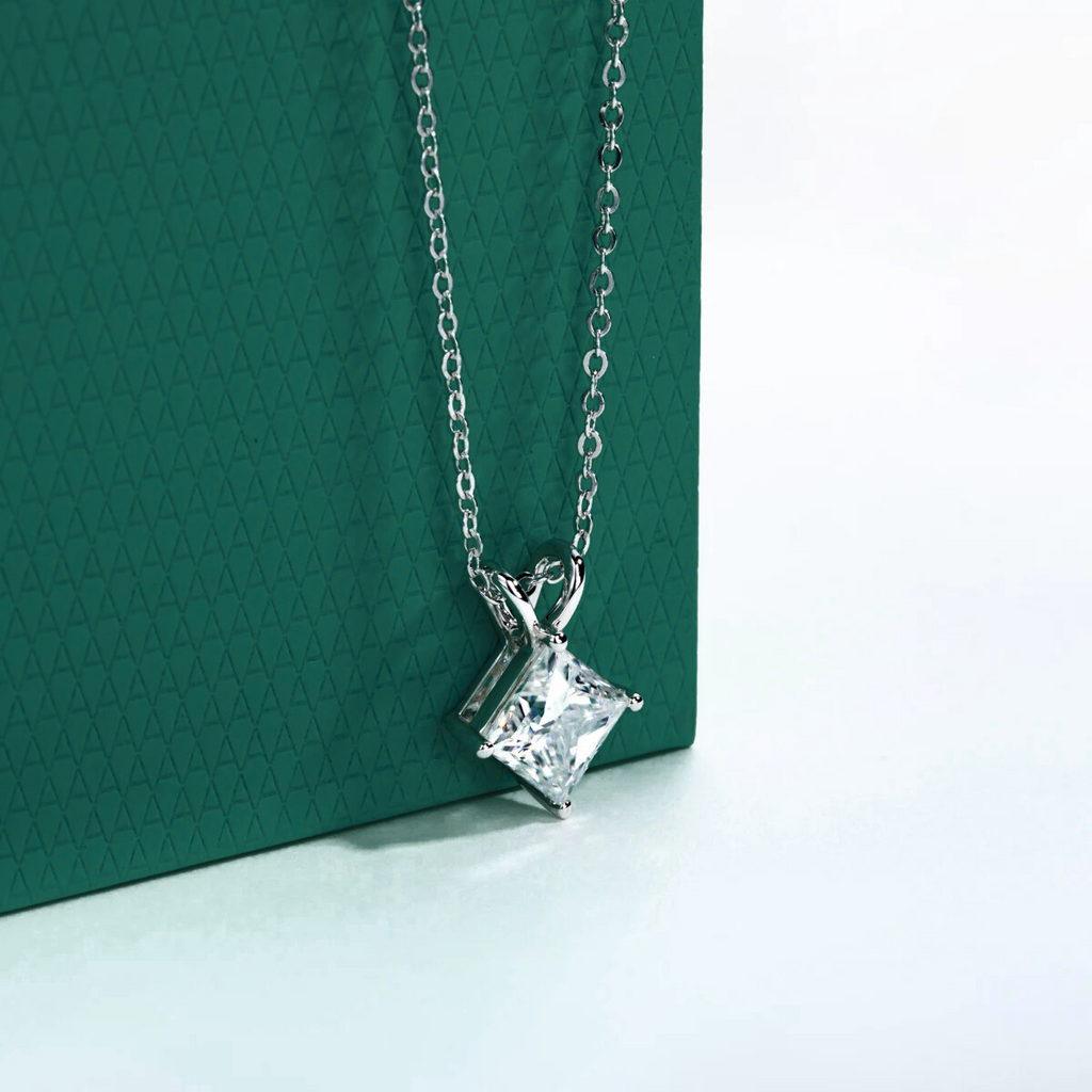Colar Princess Moissanite