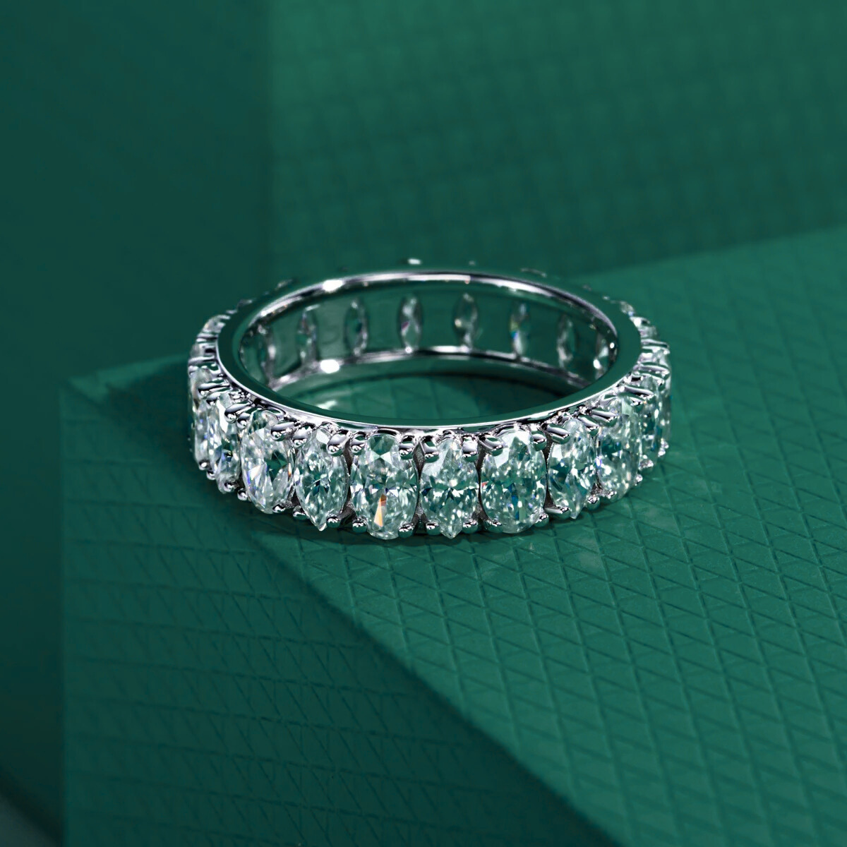 Aliança Naval Moissanite
