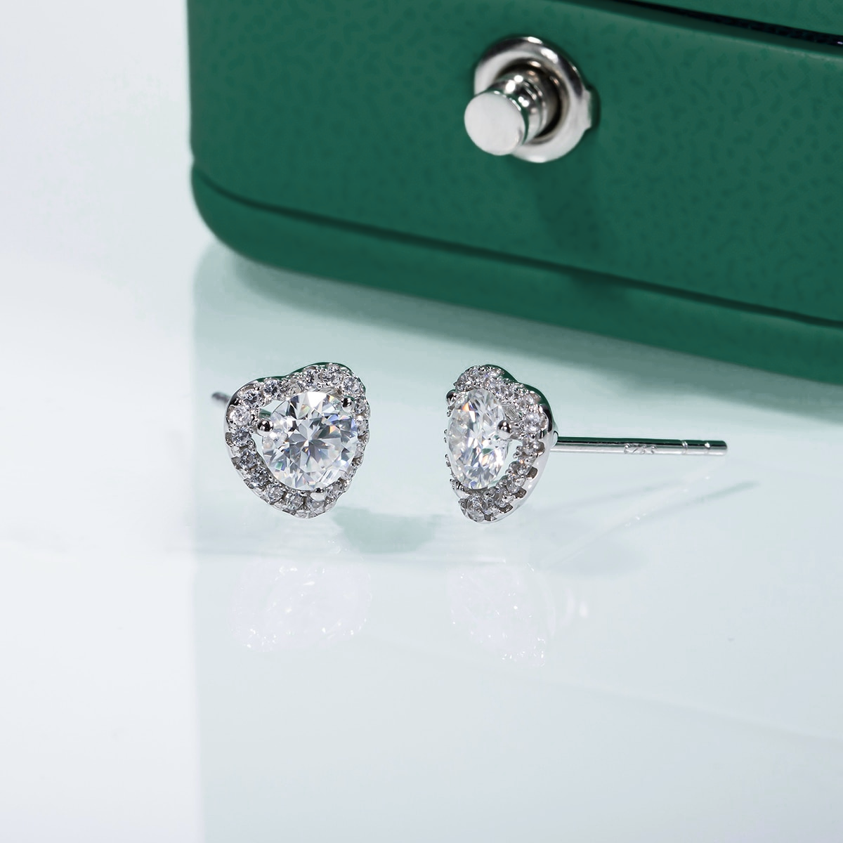 Brinco Coração Moissanite Moissanite Brincos