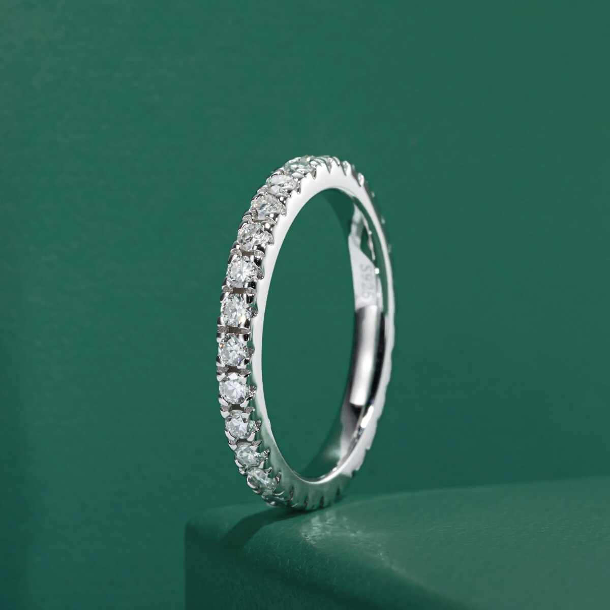 Aliança Delicate Moissanite