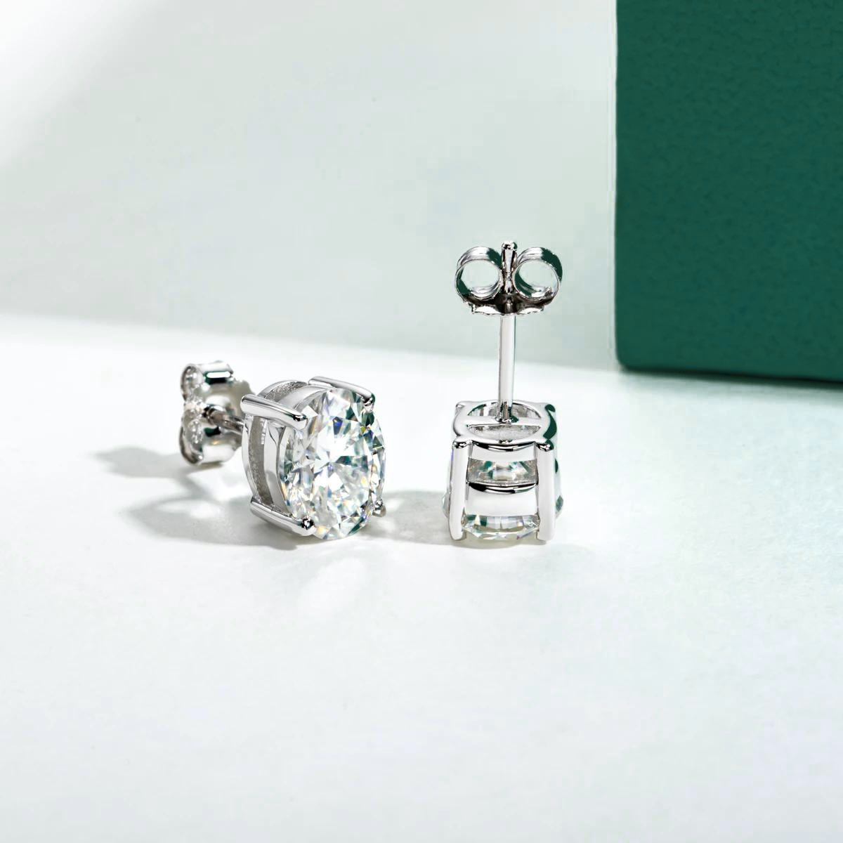 Brinco Oval Haste em Ouro 10k 0.5ct Brincos