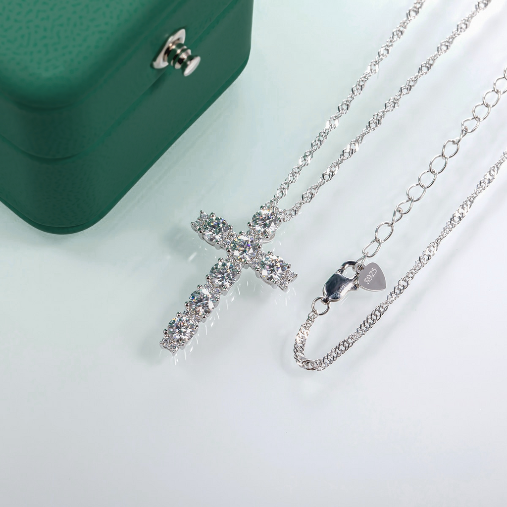 Colar Cruz Moissanite Moissanite Colar