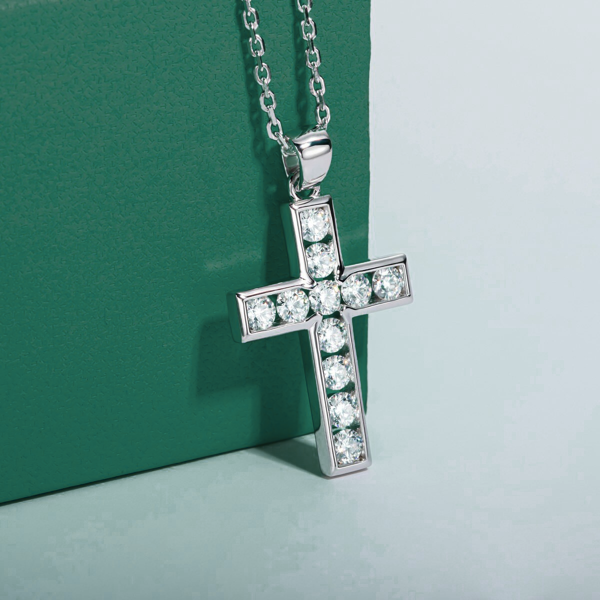 Colar Cruz Preciosa Moissanite Moissanite Colar