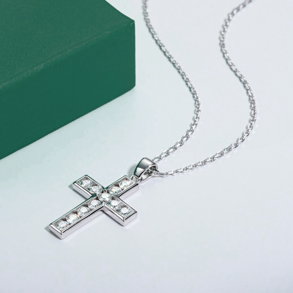 Colar Cruz Preciosa Moissanite Moissanite Colar