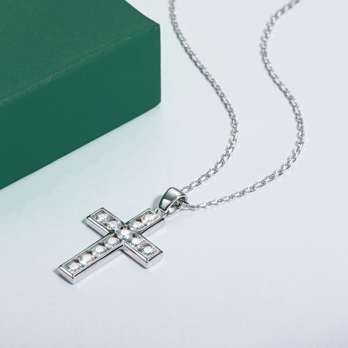 Colar Cruz Preciosa Moissanite Moissanite Colar