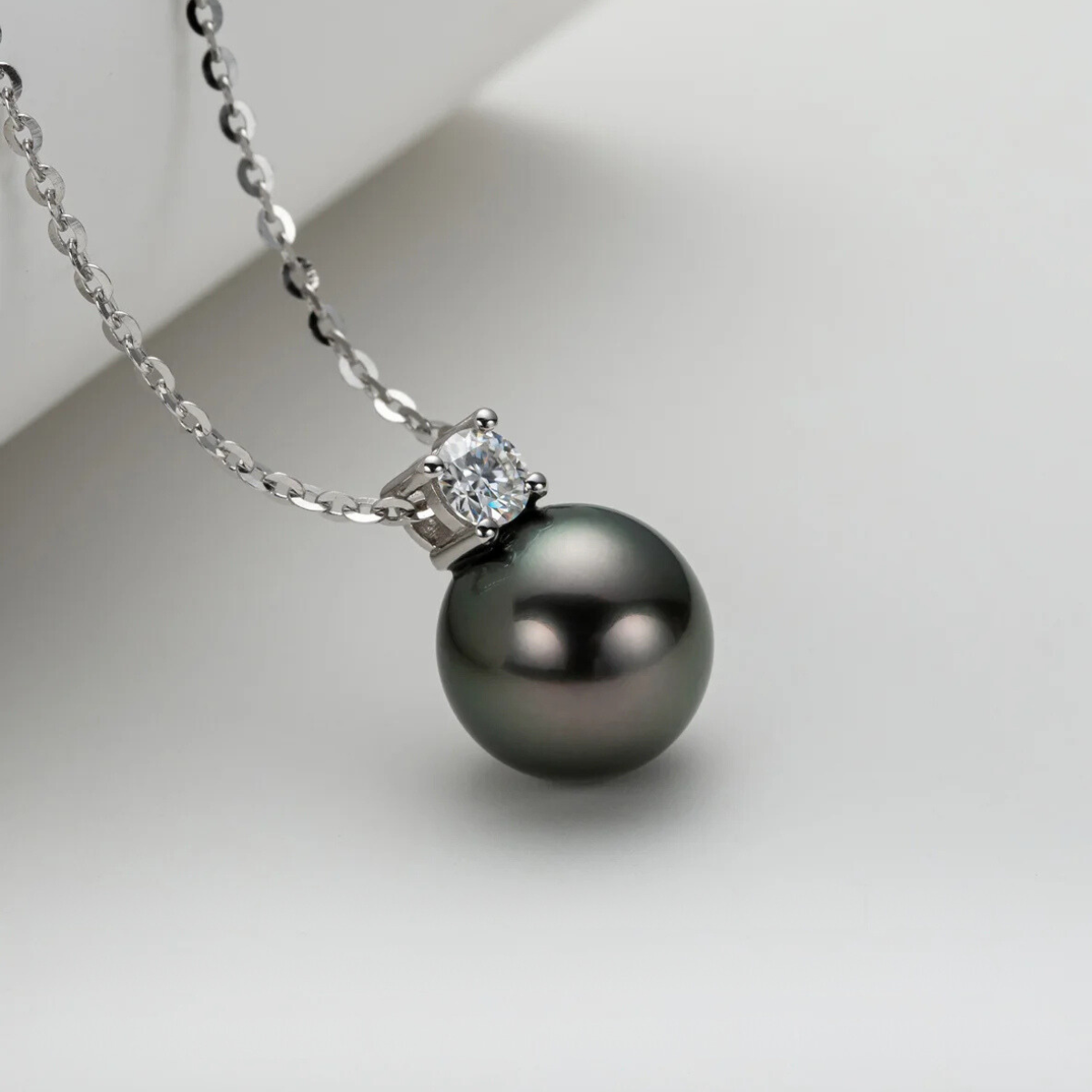 Colar Pérola Estrelada Moissanite 9-10mm Colar