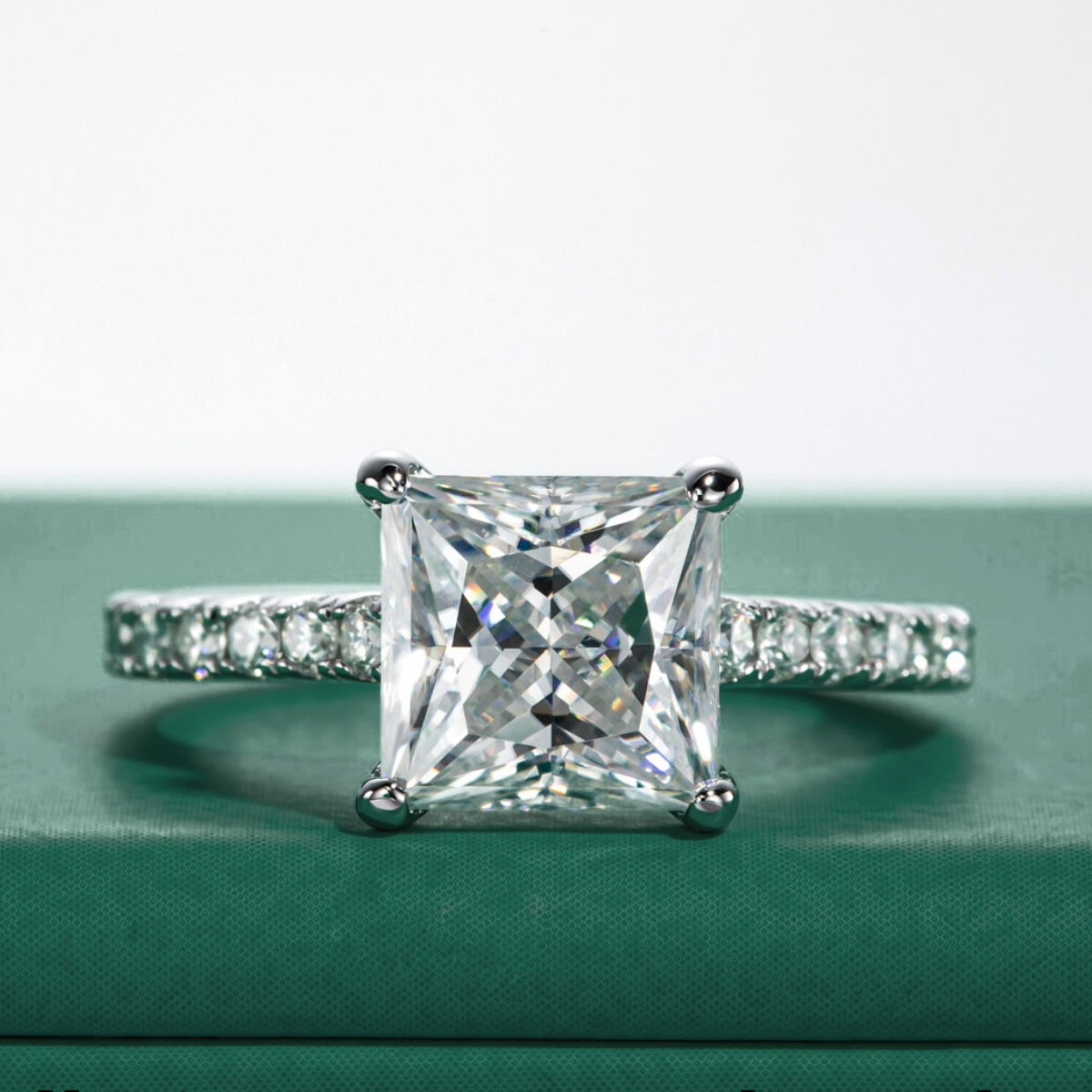 Conjunto Princess Moissanite 9 / Solitário Anel Solitário