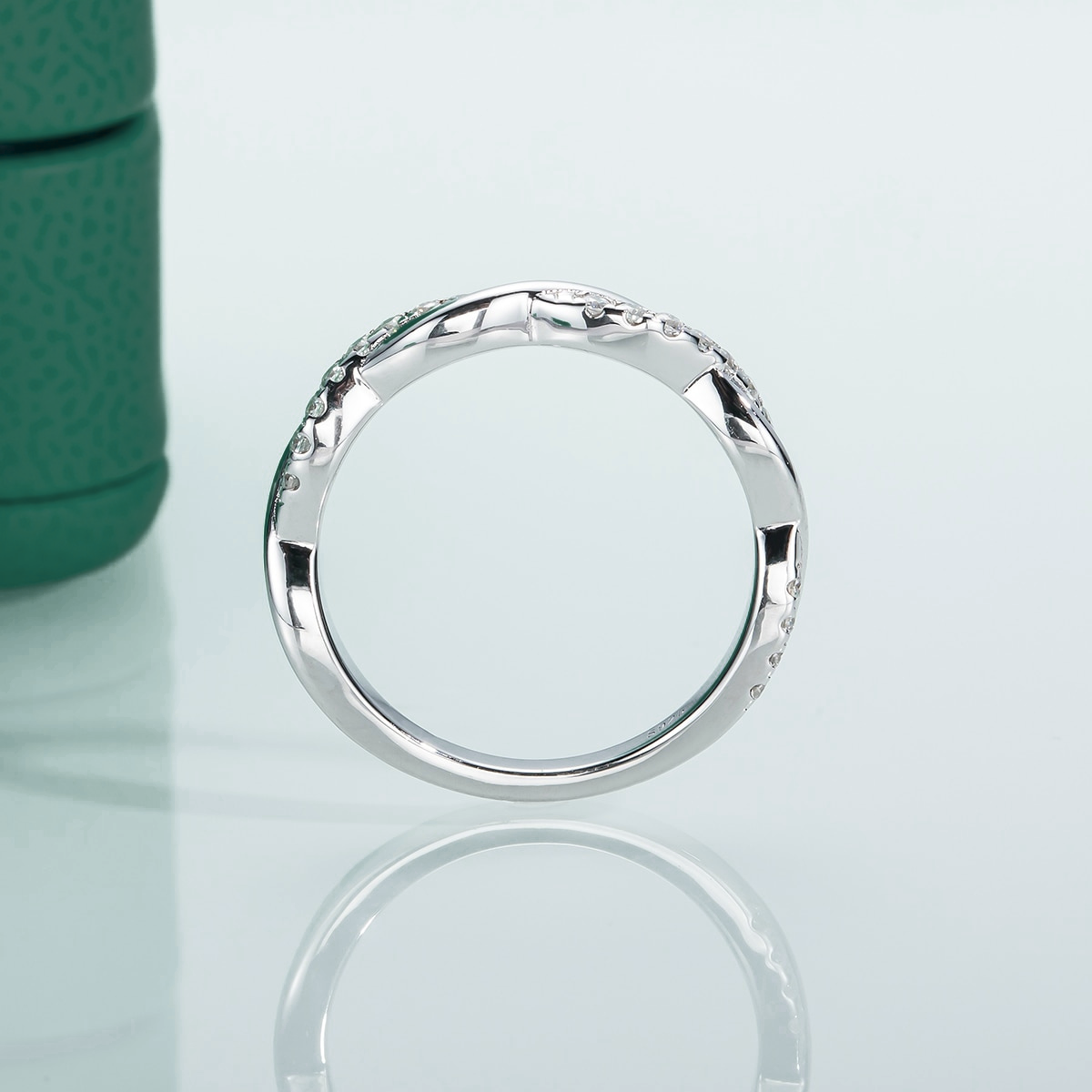Meia Aliança Cross Moissanite Meia Aliança