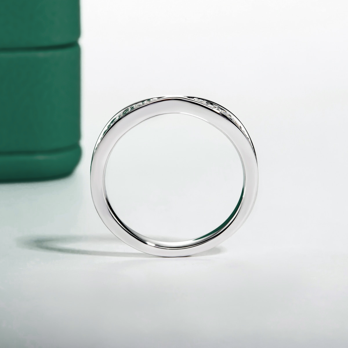 Meia Aliança Infinity Moissanite Meia Aliança