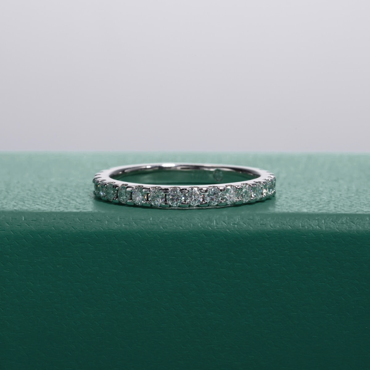 Meia Aliança Moissanite Meia Aliança