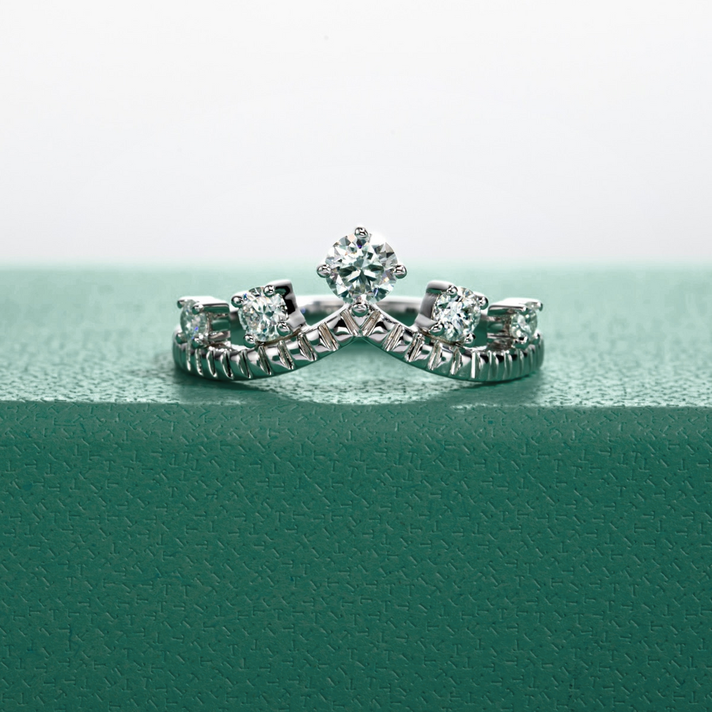 Meia Aliança Queen Moissanite Meia Aliança