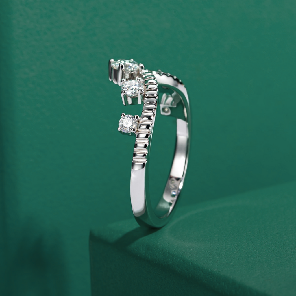 Meia Aliança Queen Moissanite Meia Aliança
