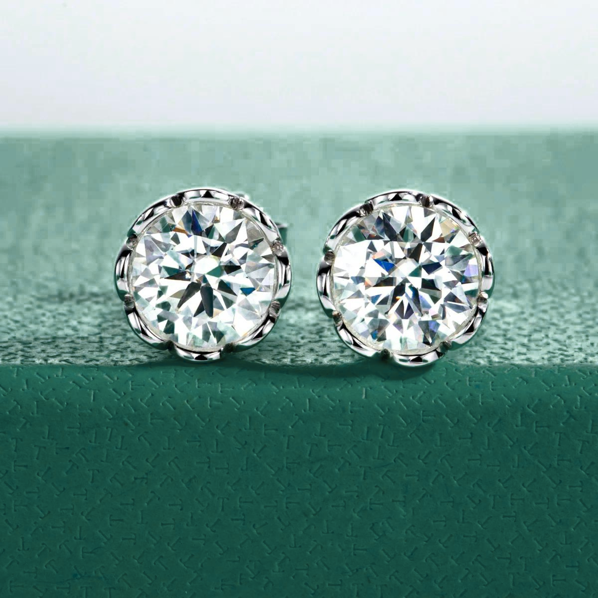 Brinco Majesty Moissanite Brincos