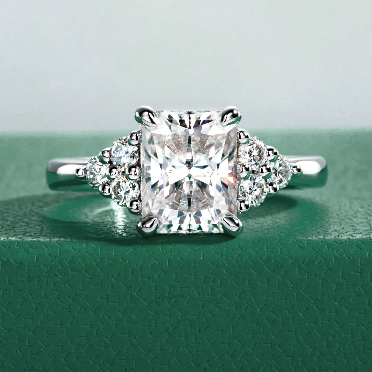 Anel Luxury Radiante Moissanite 11 Anel Solitário