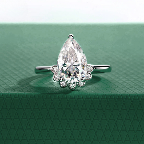 Anel Flower Pear Moissanite 11 Anel Solitário