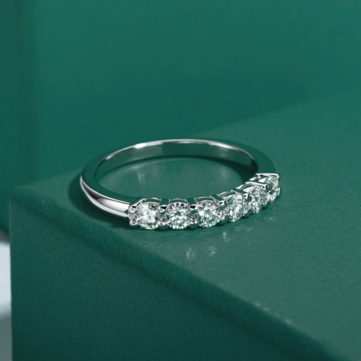 Meia Aliança 60 Pontos Moissanite Meia Aliança