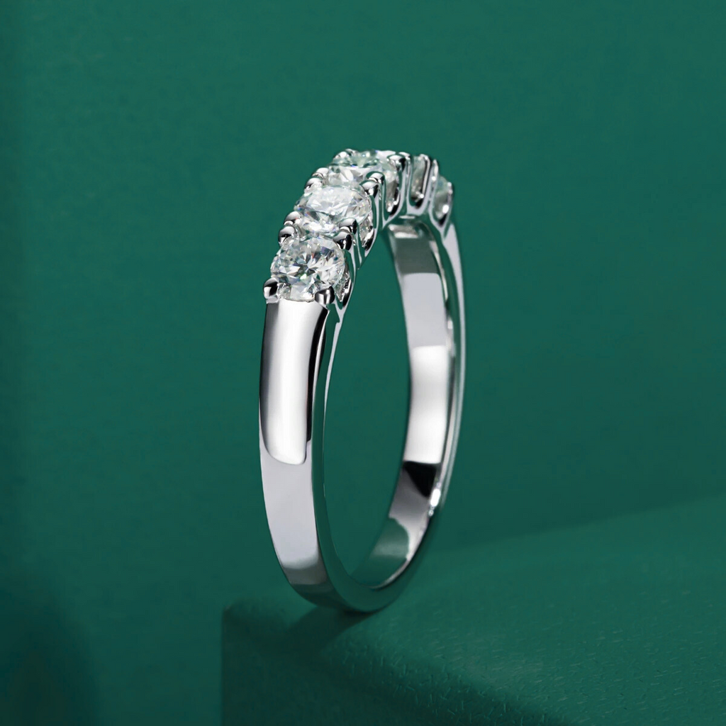 Meia Aliança 60 Pontos Moissanite Meia Aliança
