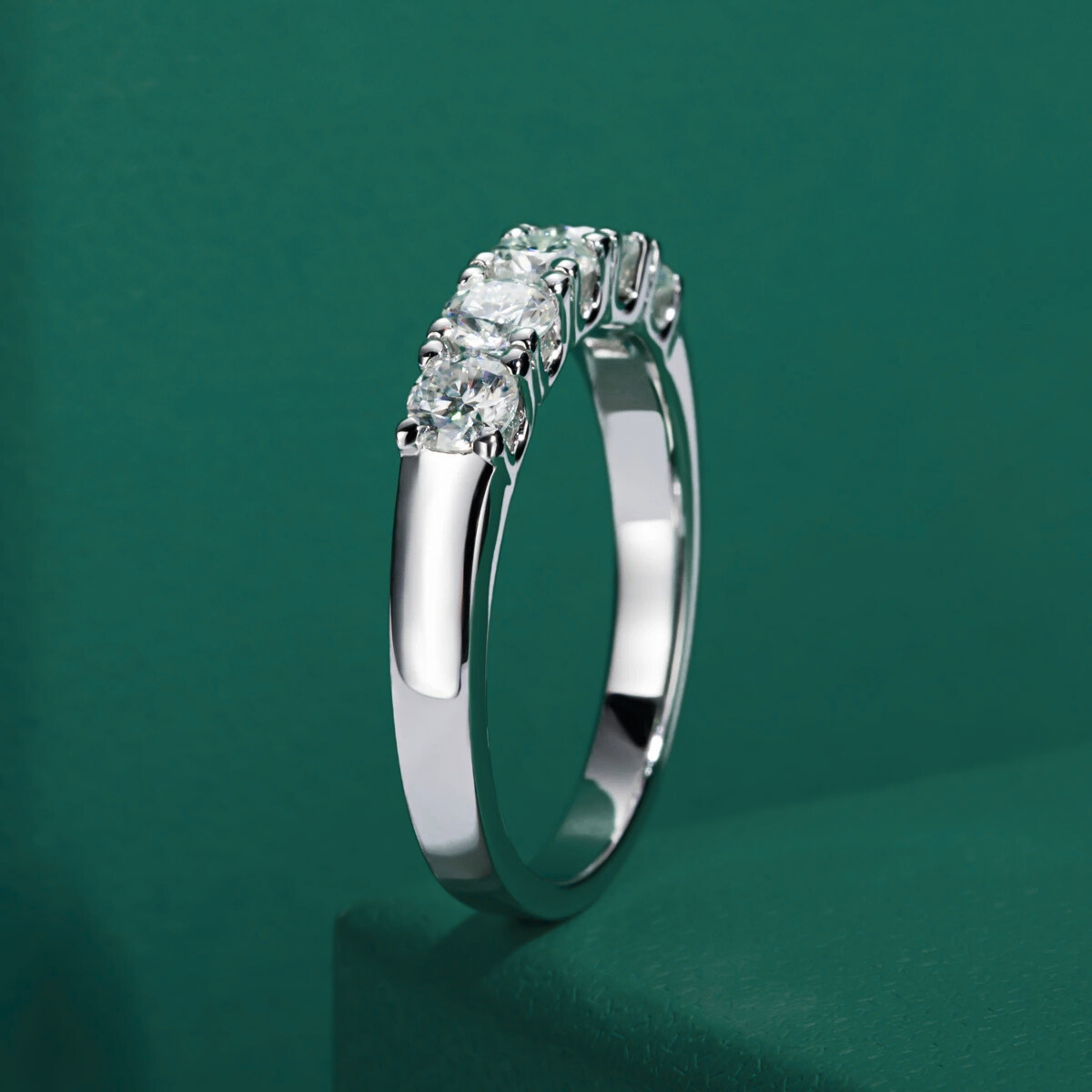Meia Aliança 60 Pontos Moissanite Meia Aliança
