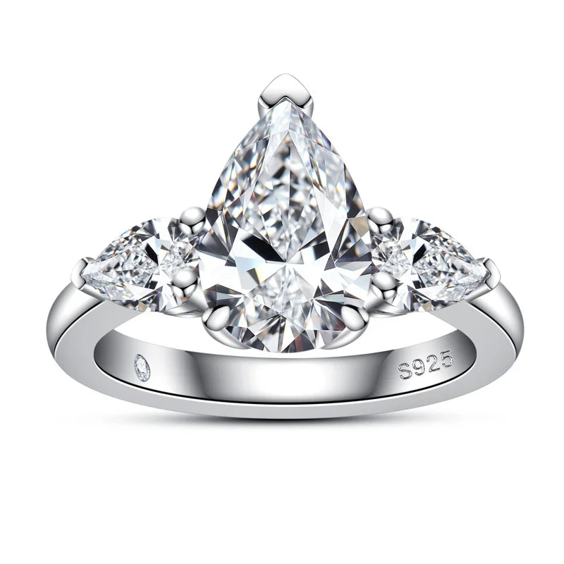 Anel Trilogy Pear Moissanite Anel Solitário