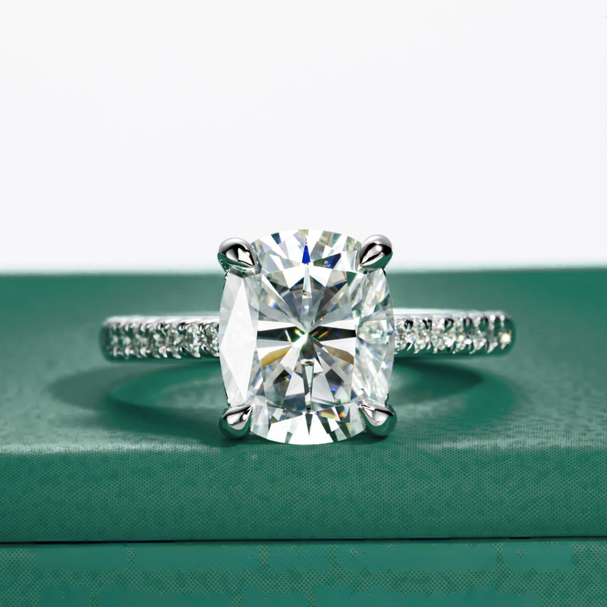 Anel Promise Cushion Moissanite