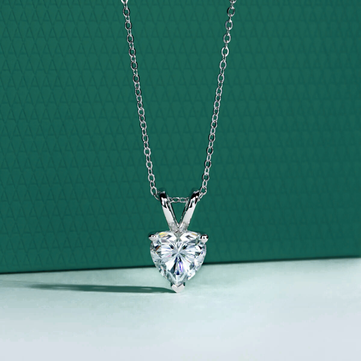 Colar Coração Moissanite