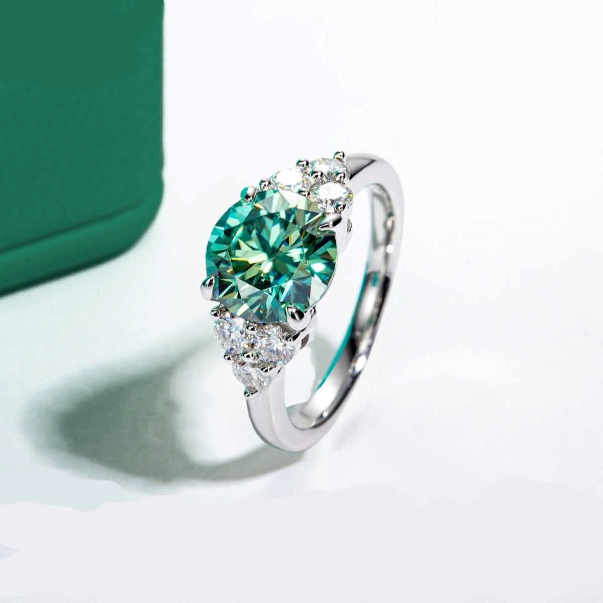 Anel Luxury Green Moissanite