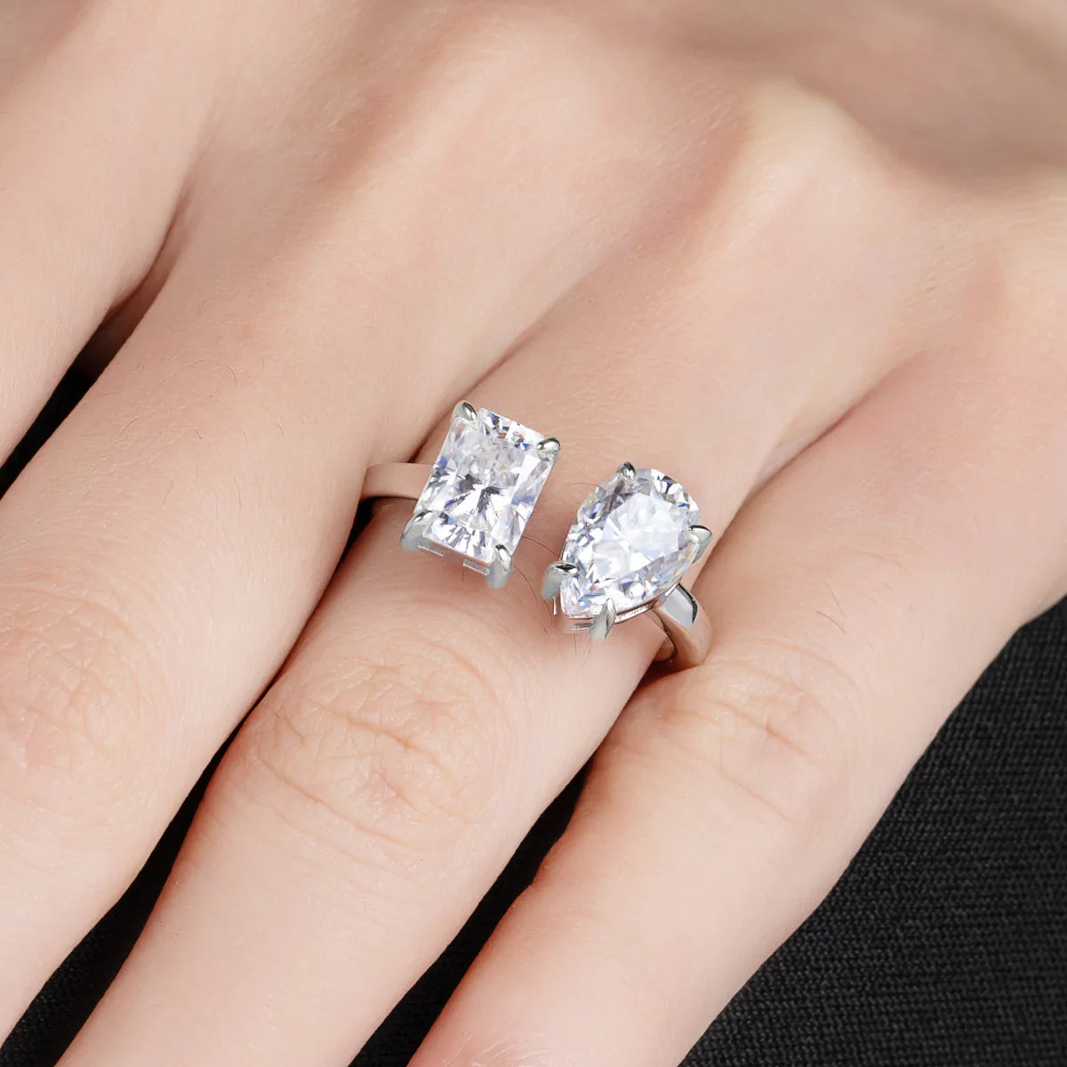 Anel Radiant Pear Moissanite Anel Solitário