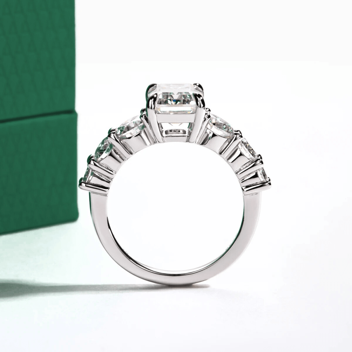 Anel Amara Esmeralda Moissanite Moissanite - Momi Jewel