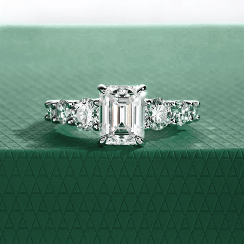 Anel Amara Esmeralda Moissanite Moissanite - Momi Jewel