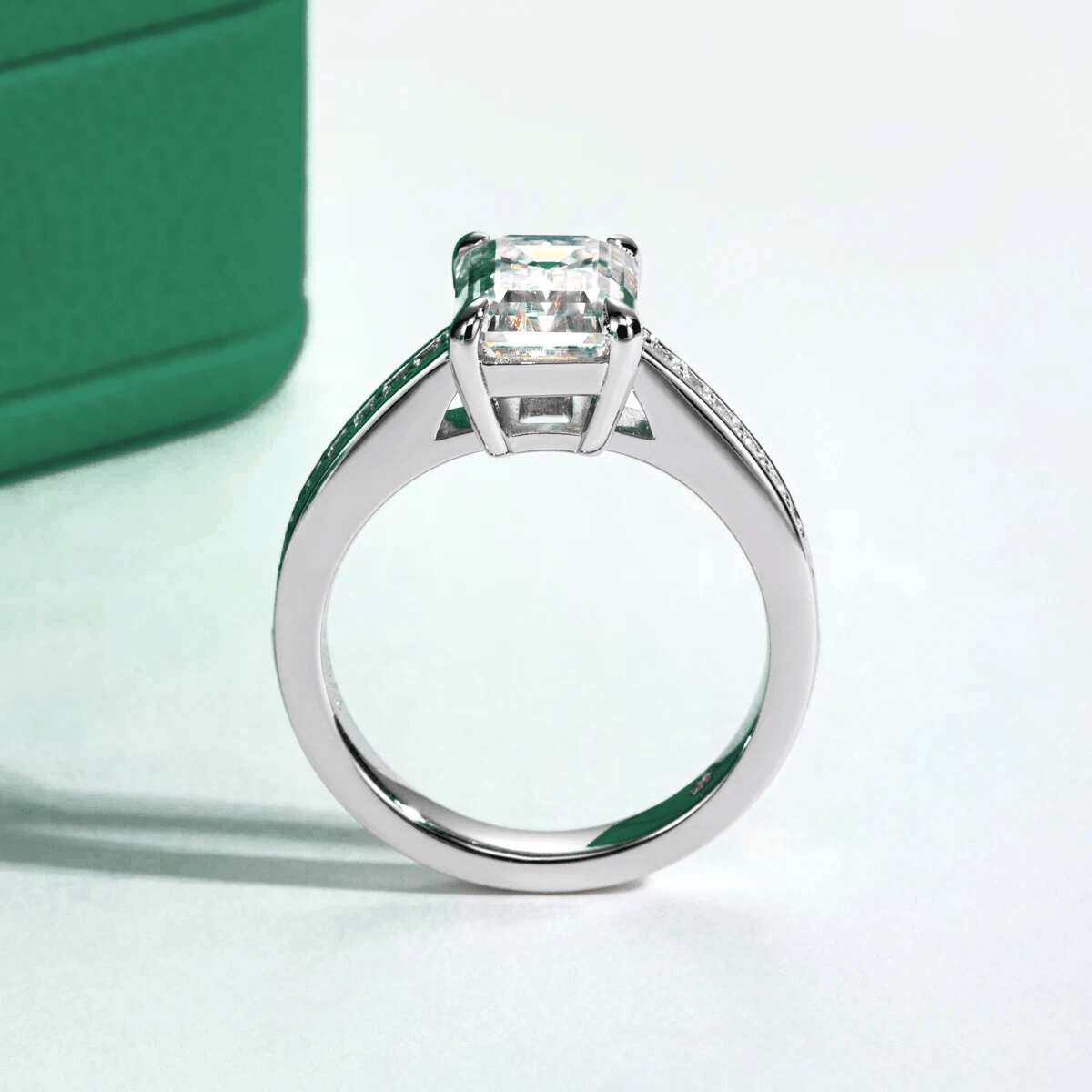Anel Aura Esmeralda Moissanite Moissanite - Momi Jewel
