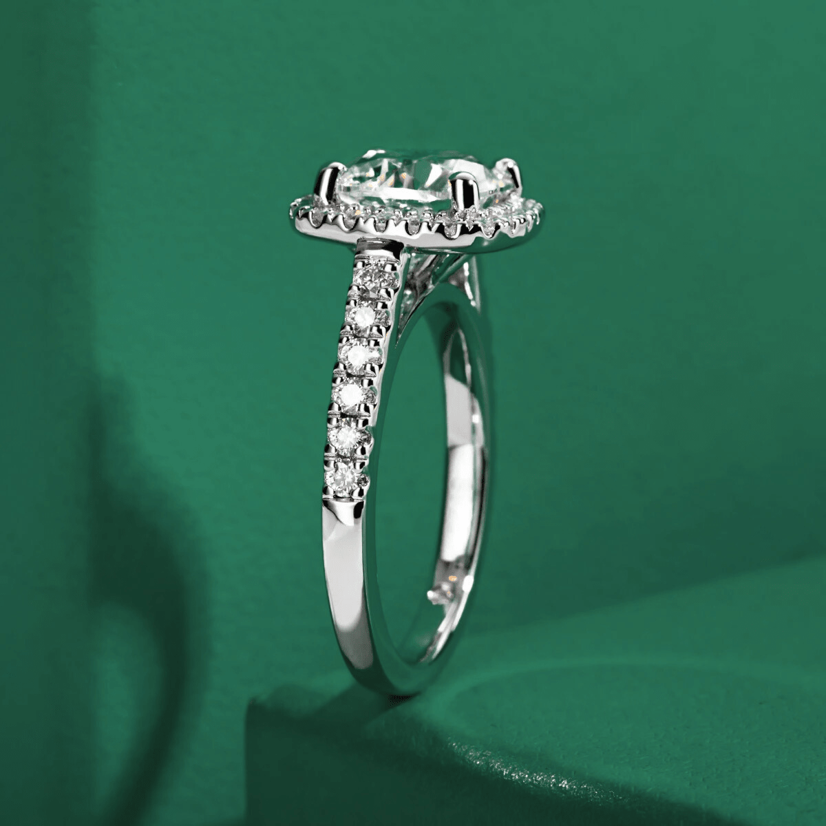 Anel Bianca Halo Moissanite Moissanite - Momi Jewel