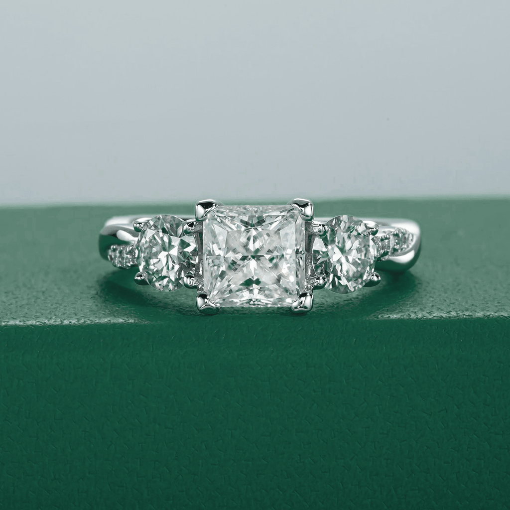 Anel Cross Princess Moissanite Moissanite - Momi Jewel