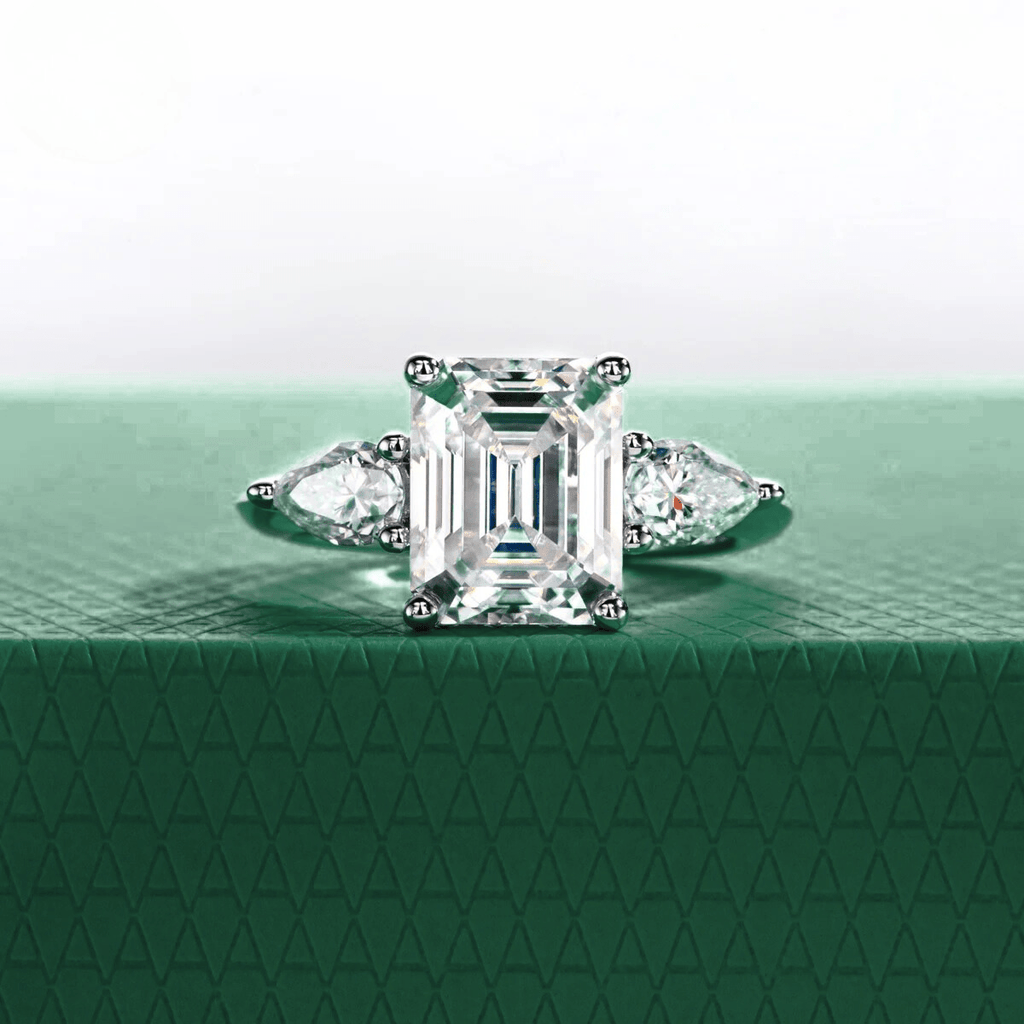 Anel Esmeralda & Pera Moissanite Moissanite - Momi Jewel