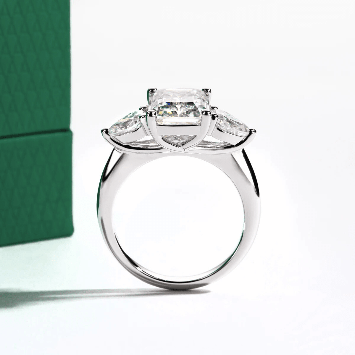 Anel Esmeralda & Pera Moissanite Moissanite - Momi Jewel