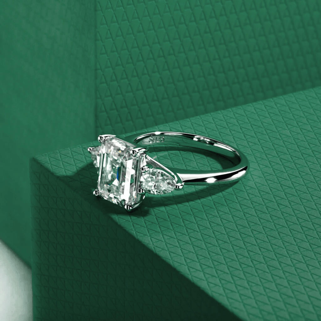 Anel Esmeralda & Pera Moissanite Moissanite - Momi Jewel