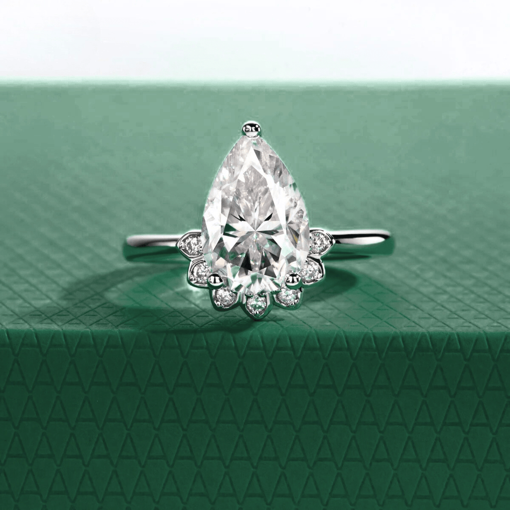 Anel Flower Pear Moissanite Moissanite - Momi Jewel