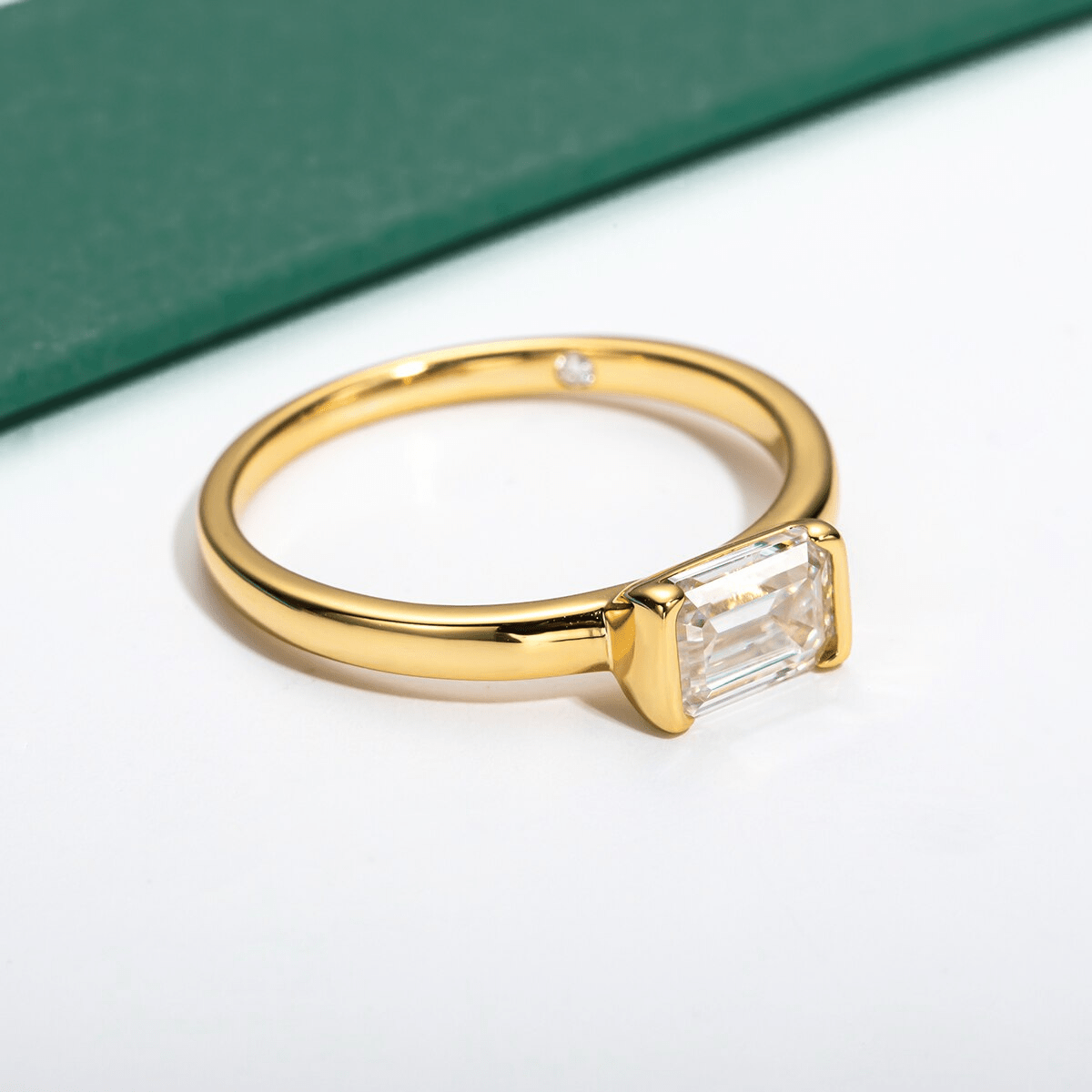 Anel Lauren Esmeralda Moissanite Moissanite - Momi Jewel
