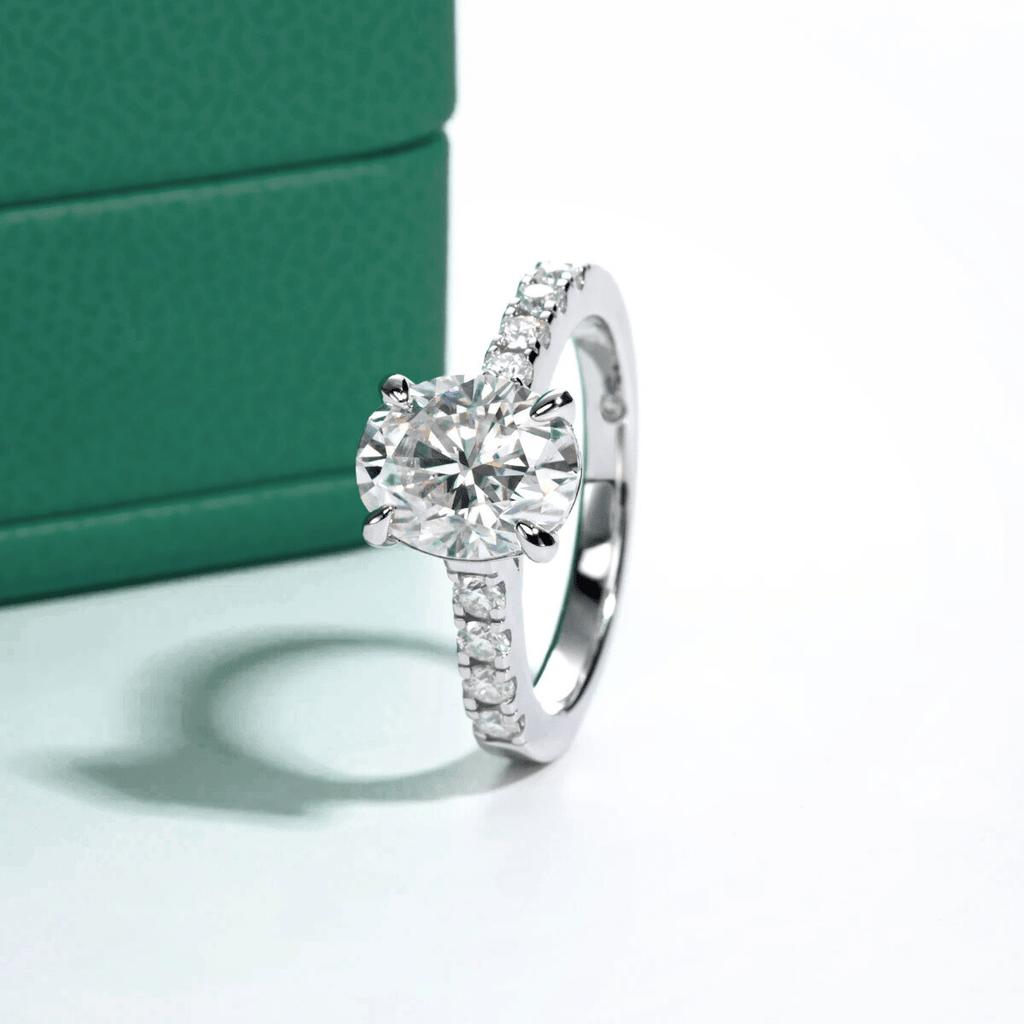Anel Lucienne Oval Moissanite Moissanite - Momi Jewel