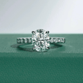 Anel Lucienne Oval Moissanite Moissanite - Momi Jewel