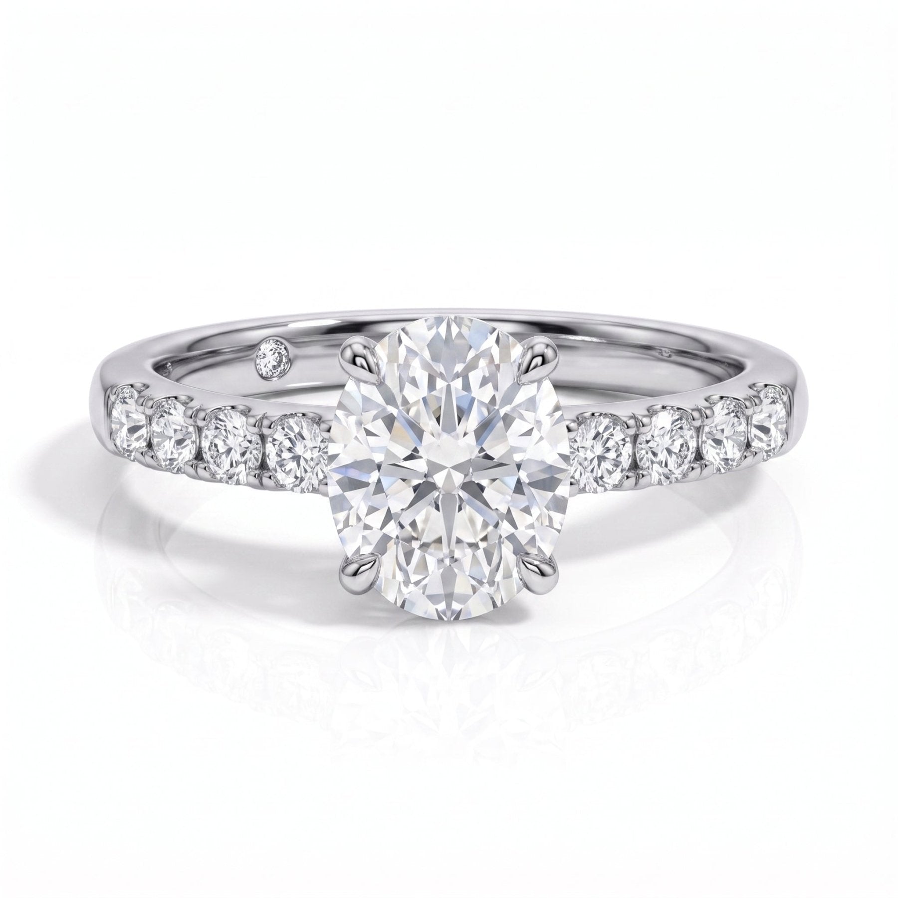 Anel Lucienne Oval Moissanite Moissanite - Momi Jewel