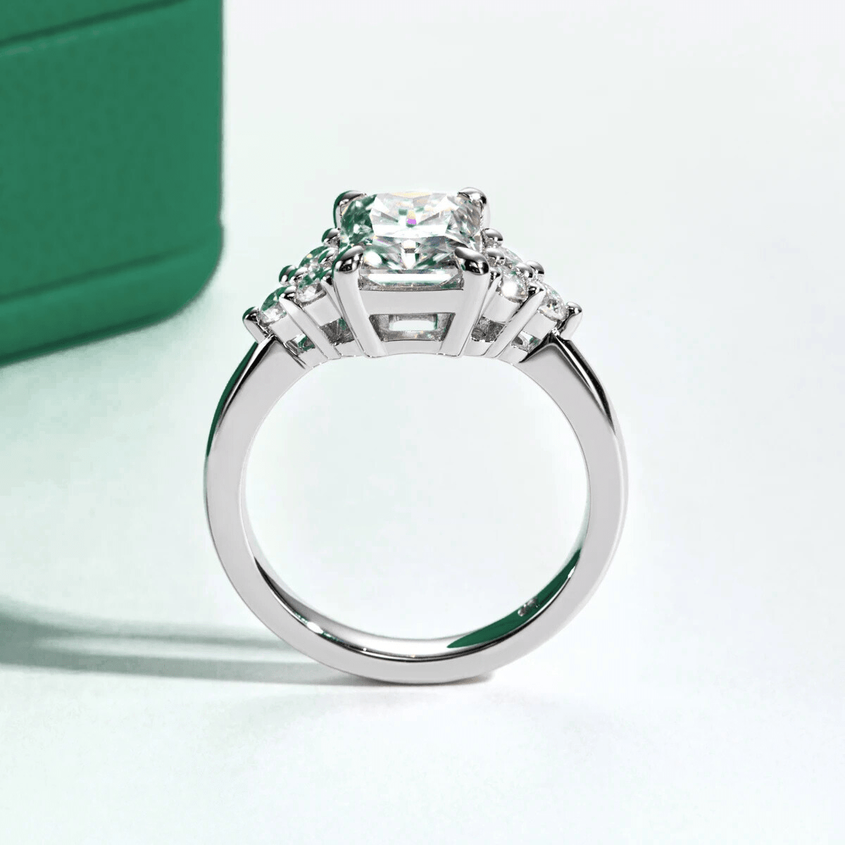 Anel Luxury Radiante Moissanite Moissanite - Momi Jewel