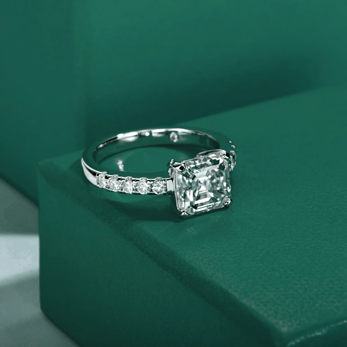 Anel Promise Asscher Moissanite Moissanite - Momi Jewel