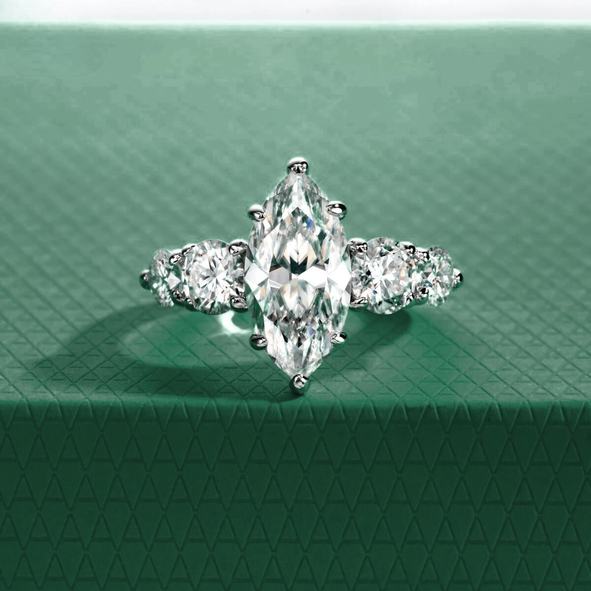 Anel Selena Moissanite Moissanite - Momi Jewel