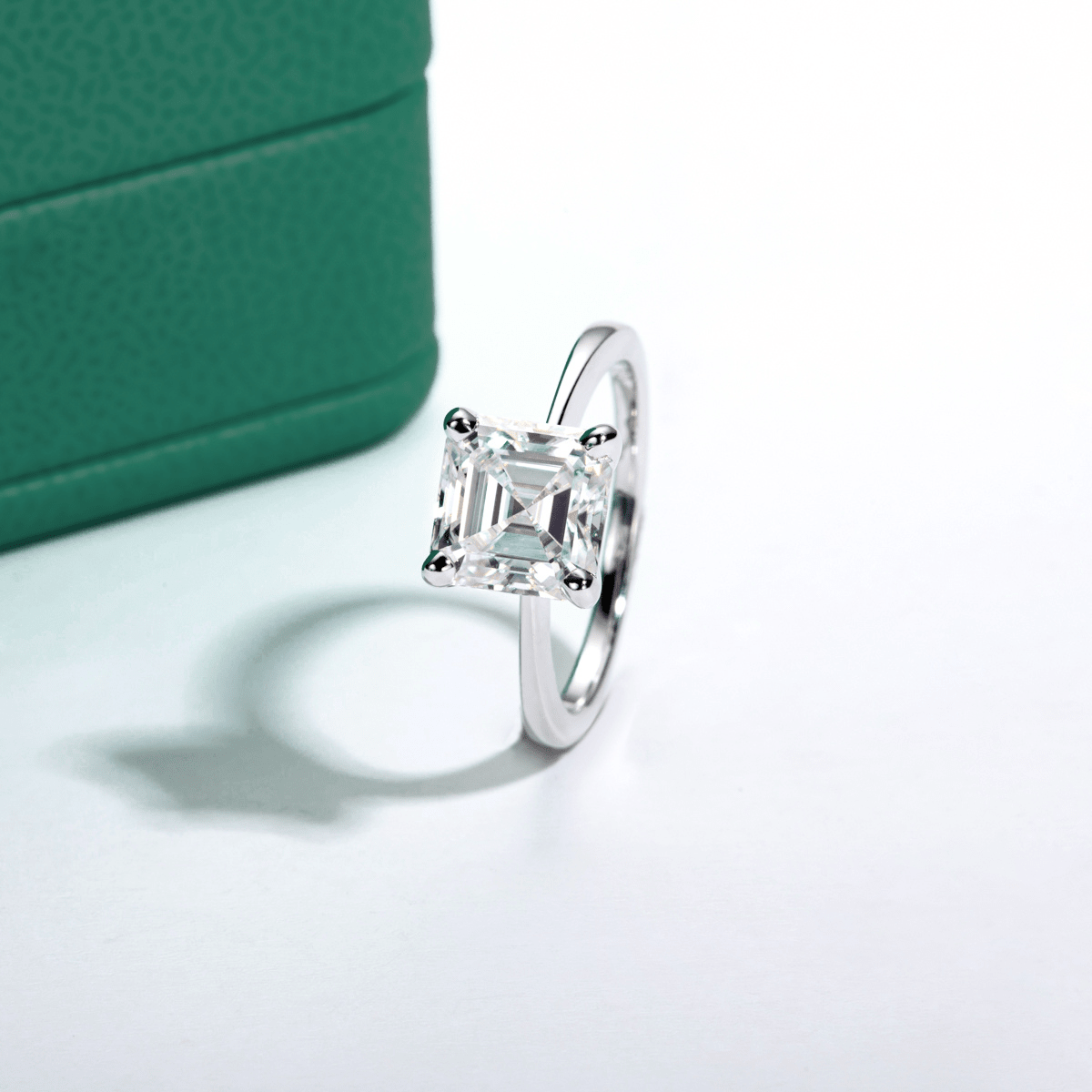 Anel Solitário Asscher Moissanite Moissanite - Momi Jewel