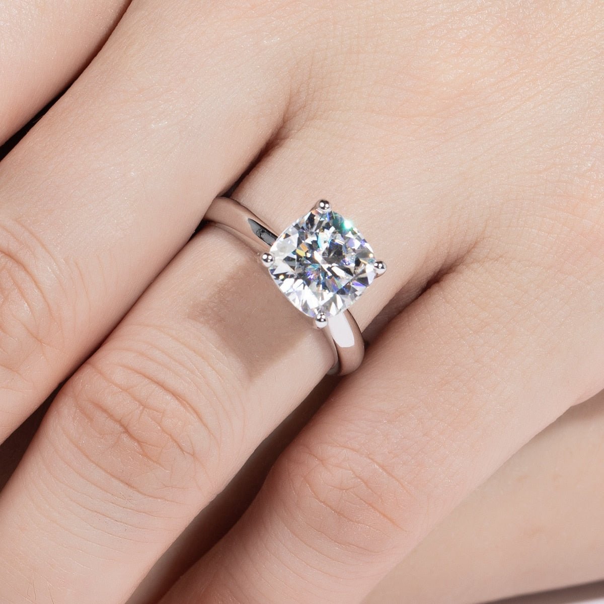 Anel Solitário Cushion Moissanite Moissanite - Momi Jewel