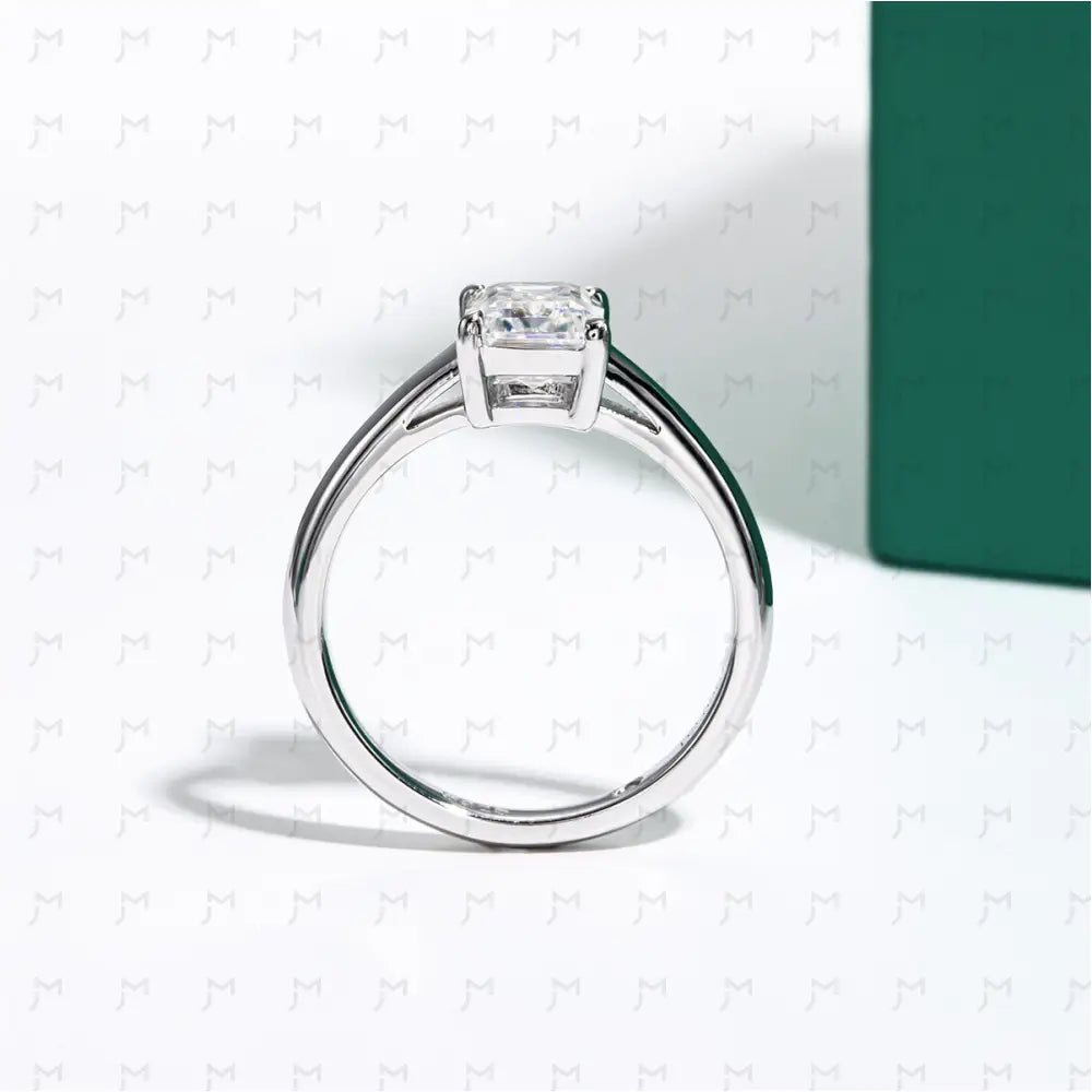 Anel Solitário Esmeralda Moissanite Anel Solitário