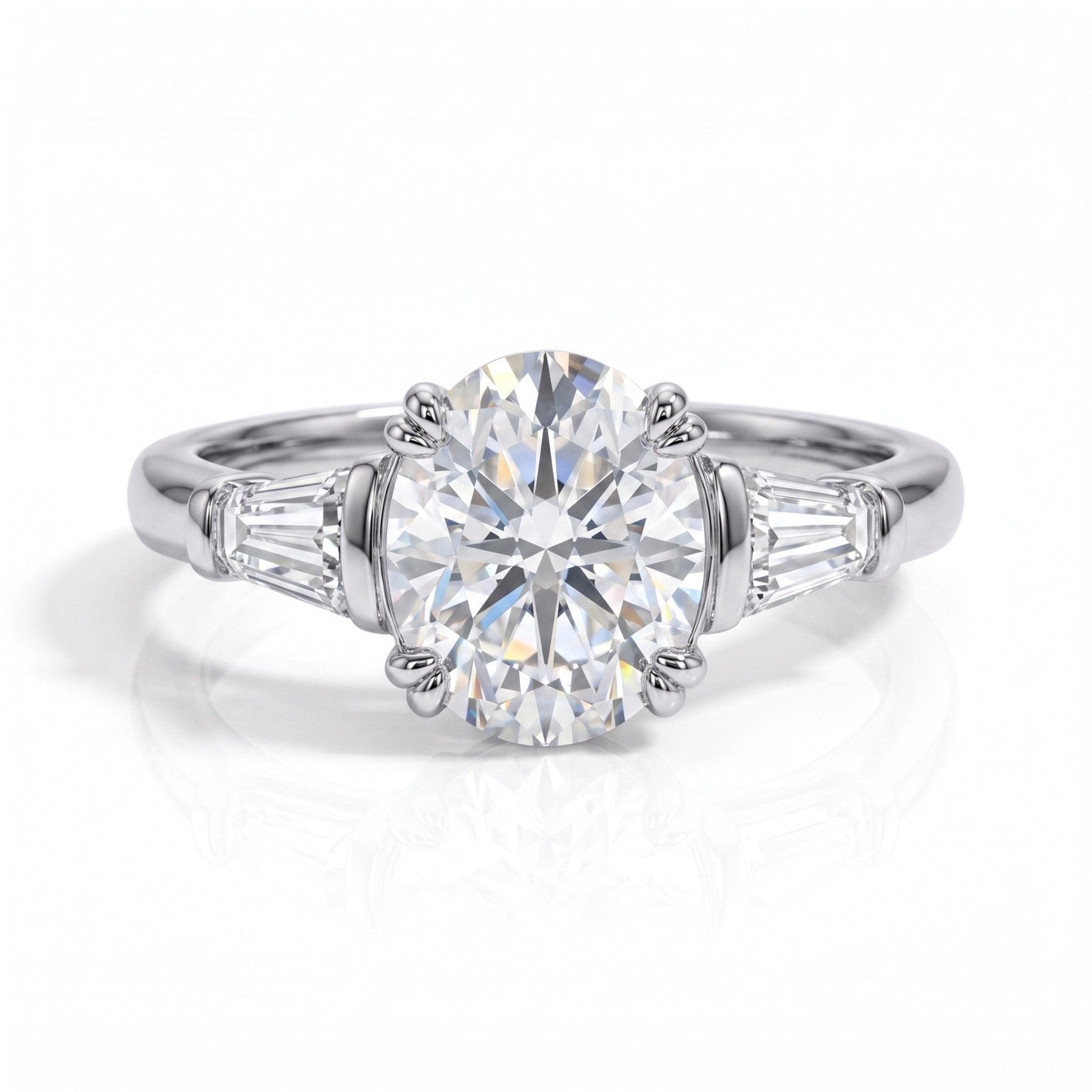 Anel Tríade Oval Moissanite Moissanite - Momi Jewel