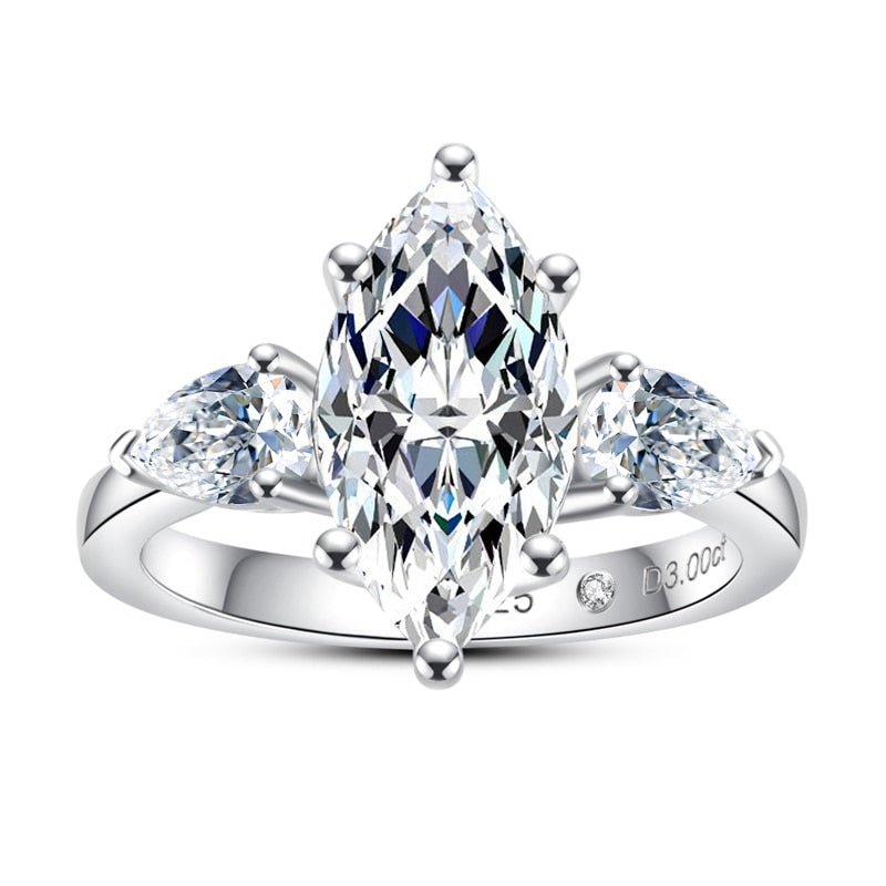 Anel Trilogy Navete Moissanite Moissanite - Momi Jewel